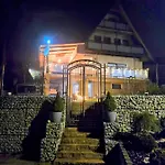 Domasa David Dovolenkový dom Bzany